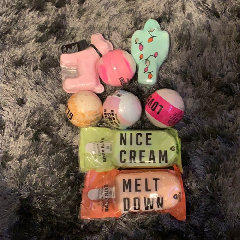 PINK Bath bombs